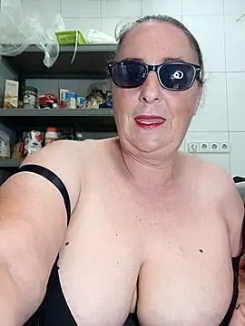 eroticjessitop online show from 06-25-26, 04:55