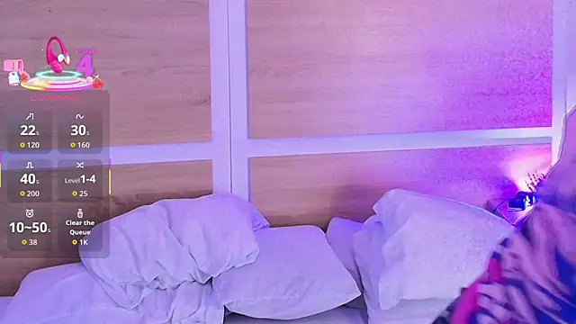  nickypurple  online show from 12-15-25, 07:18