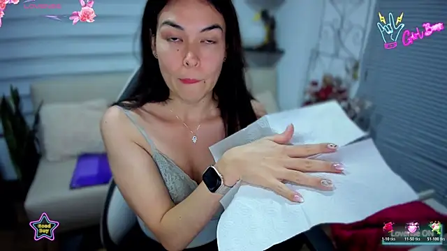 Snapshot of Lunlunera chatting on 03-06-26, 03:47 Lunlunera online show from 03-06-26, 03:47