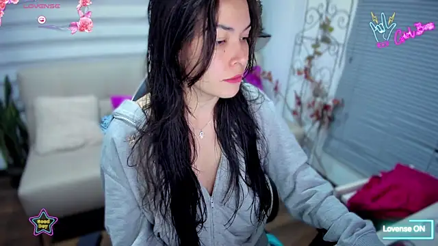 Snapshot of Lunlunera chatting on 03-13-26, 03:35 Lunlunera online show from 03-13-26, 03:35