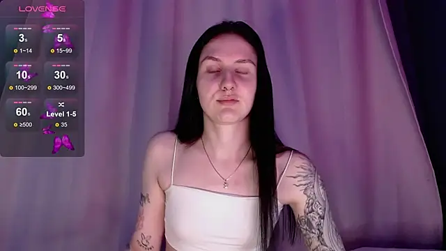 NiaEllis online show from 03-20-25, 11:02