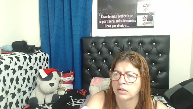 jellyfishhot online show from 12-05-25, 02:25