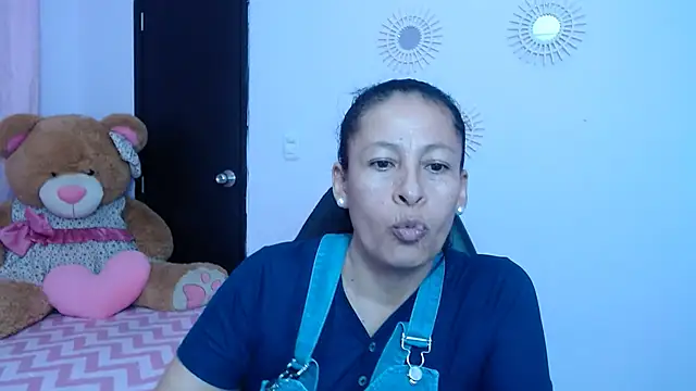 mature martina online show from 01-23-25, 10:33