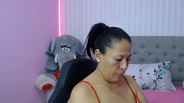 mature martina online show from 01-24-25, 04:37