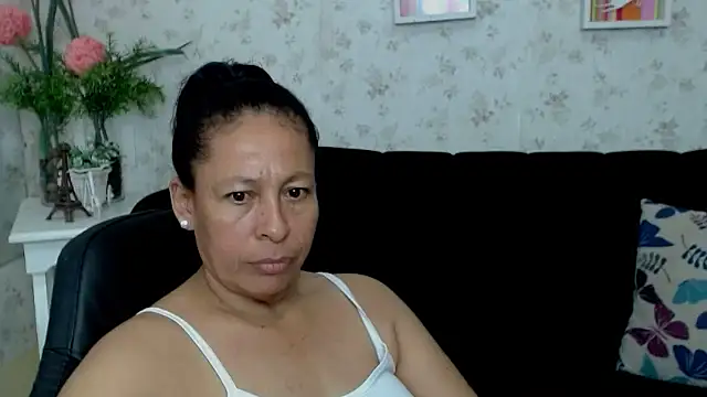 mature martina online show from 03-08-25, 04:34