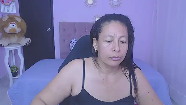 Snapshot of mature_martina chatting on 02-15-26, 07:51 mature martina online show from 02-15-26, 07:51