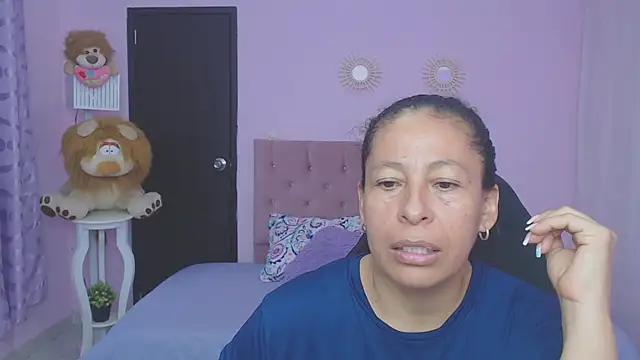 Snapshot of mature_martina chatting on 02-16-26, 07:32 mature martina online show from 02-16-26, 07:32