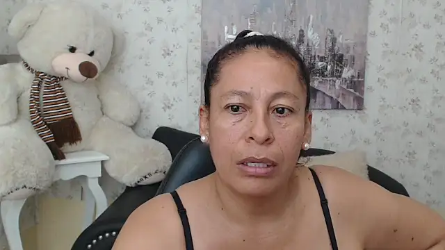 mature martina online show from 04-30-26, 10:54