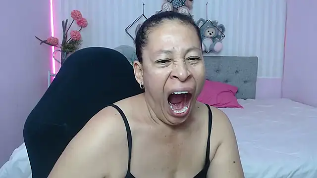 mature martina online show from 05-03-26, 11:05