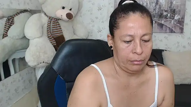 mature martina online show from 05-08-26, 08:19