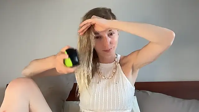 Snapshot of ivankai_ chatting on 03-02-26, 11:06 ivankai online show from 03-02-26, 11:06