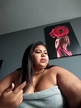 Snapshot of biancabombombbw chatting on 11-18-25, 04:22 biancabombombbw online show from 11-18-25, 04:22
