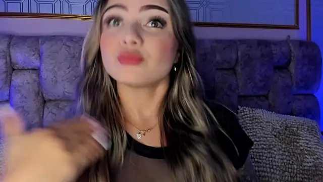 AnnyLopezz  online show from 01-07-25, 03:57