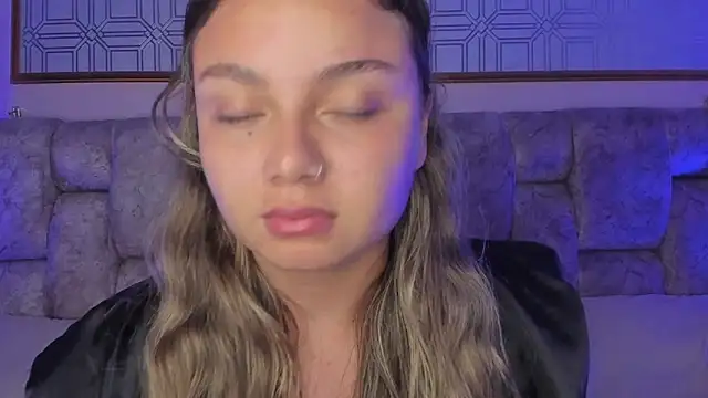 AnnyLopezz  online show from 03-04-25, 09:51