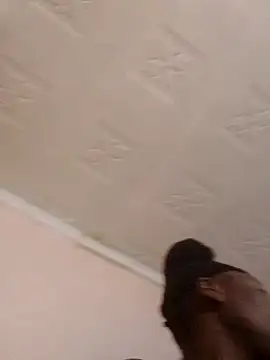 Snapshot of pretty-donna chatting on 11-06-25, 06:03 pretty-donna online show from 11-06-25, 06:03