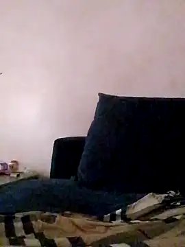 Snapshot of pretty-donna chatting on 11-09-25, 08:34 pretty-donna online show from 11-09-25, 08:34