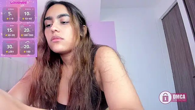 Snapshot of Mhia_palmer chatting on 12-17-24, 12:54 Mhia palmer online show from 12-17-24, 12:54