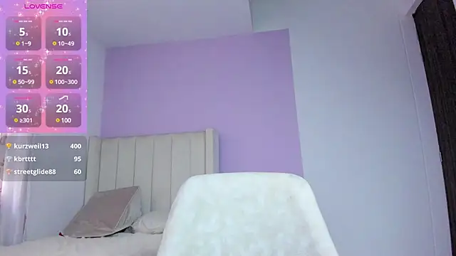 Snapshot of Mhia_palmer chatting on 01-24-25, 08:32 Mhia palmer online show from 01-24-25, 08:32