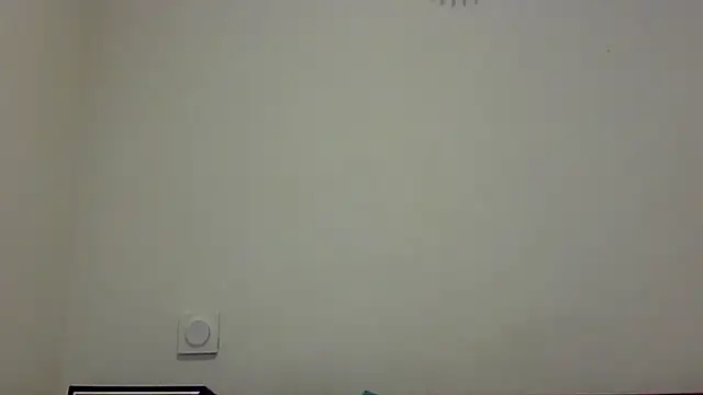 Snapshot of feline27 chatting on 10-26-25, 07:09 feline27 online show from 10-26-25, 07:09