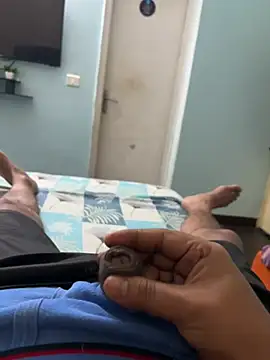 Snapshot of yourheroforfun chatting on 04-06-26, 06:42 yourheroforfun online show from 04-06-26, 06:42