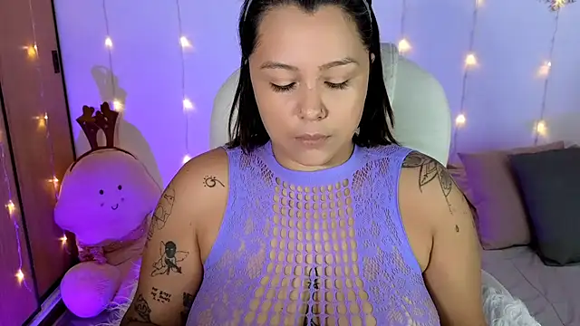 bigbooty-30 online show from 12-18-24, 01:02