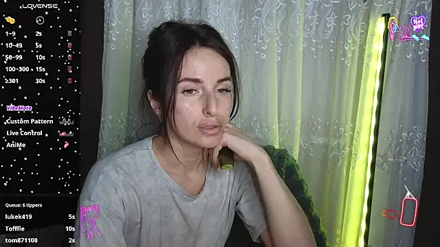 xx adrihanna xx online show from 05-09-26, 06:35