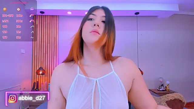 Snapshot of AbbieEdmond chatting on 12-21-25, 05:14 AbbieEdmond online show from 12-21-25, 05:14