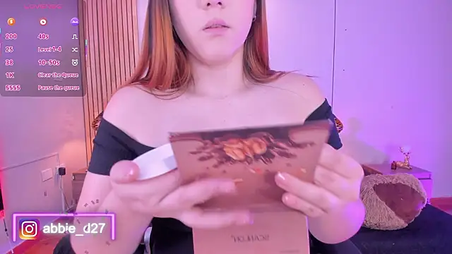 Snapshot of AbbieEdmond chatting on 01-19-26, 04:16 AbbieEdmond online show from 01-19-26, 04:16