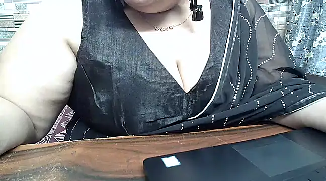 Sexy raman  online show from 12-03-24, 04:36