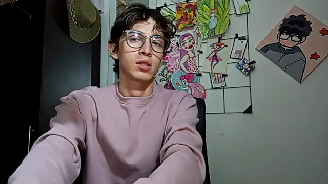 Snapshot of Norehg chatting on 09-27-25, 07:24 Norehg online show from 09-27-25, 07:24