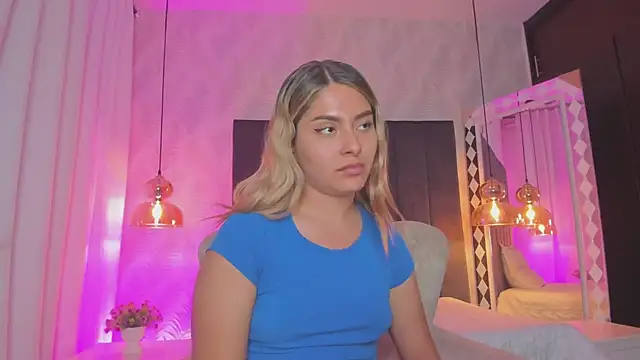 kataliina   online show from 12-18-24, 06:03