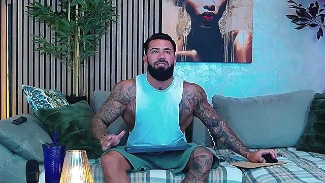 masterkingofmusclee online show from 05-08-26, 07:25