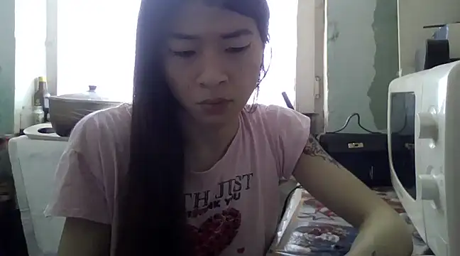 CarlyJoy online show from 03-19-25, 06:35