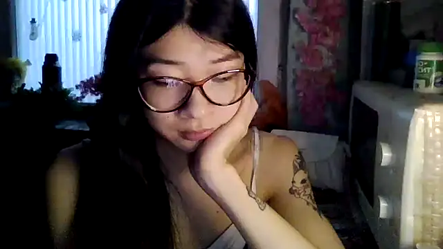 CarlyJoy online show from 03-09-26, 12:42