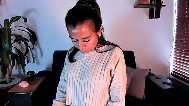 im amber online show from 04-30-26, 12:44