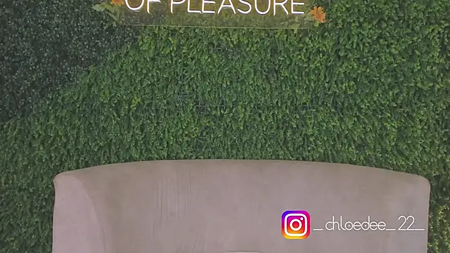 chloe d online show from 10-02-25, 12:45