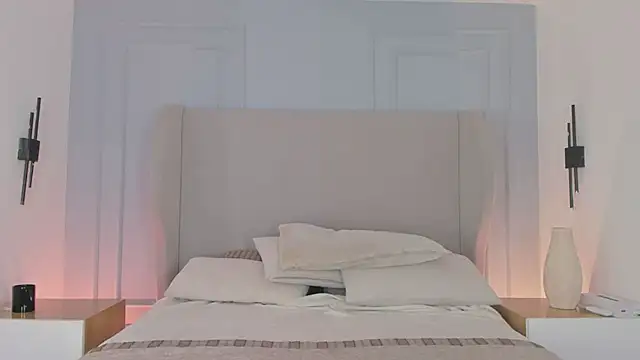 chloe d online show from 06-20-26, 01:36