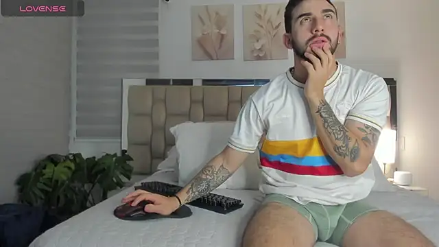 Vanessa and liam online show from 02-01-26, 04:00