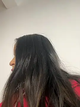 halley5  online show from 10-27-25, 11:09