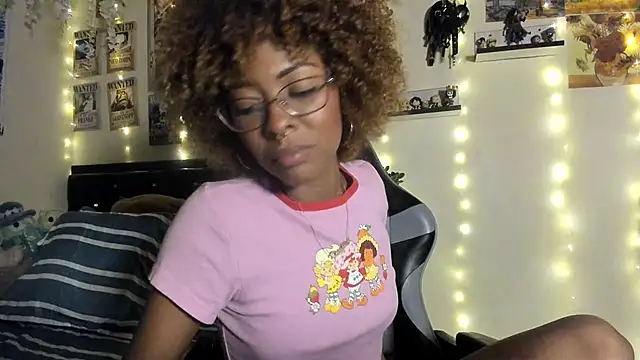 Snapshot of Cristal_Jonas@xh chatting on 10-11-25, 05:17 Cristal Jonasxh online show from 10-11-25, 05:17