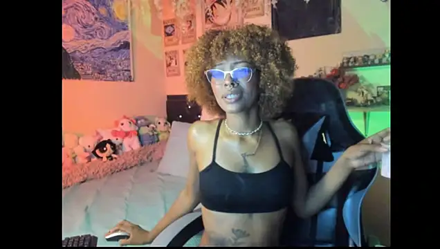 Snapshot of Cristal_Jonas@xh chatting on 05-01-26, 02:38 Cristal Jonasxh online show from 05-01-26, 02:38