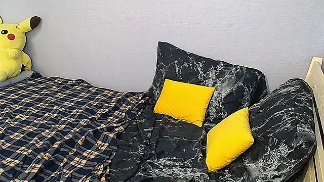 KathrineBerry online show from 01-02-25, 05:24