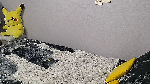 KathrineBerry online show from 01-31-25, 02:07