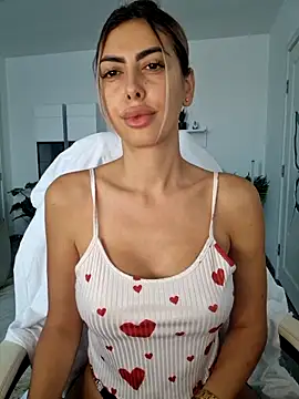 Snapshot of Flower_Pow3r chatting on 09-24-25, 05:11 Flower Pow3r online show from 09-24-25, 05:11