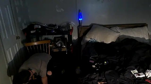 Bi curious86 online show from 11-08-25, 02:34