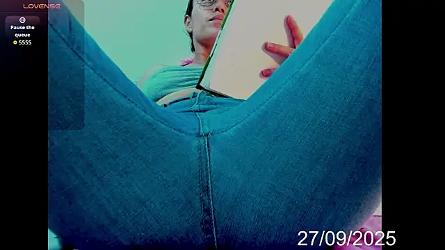 lady hana28 online show from 09-27-25, 01:38