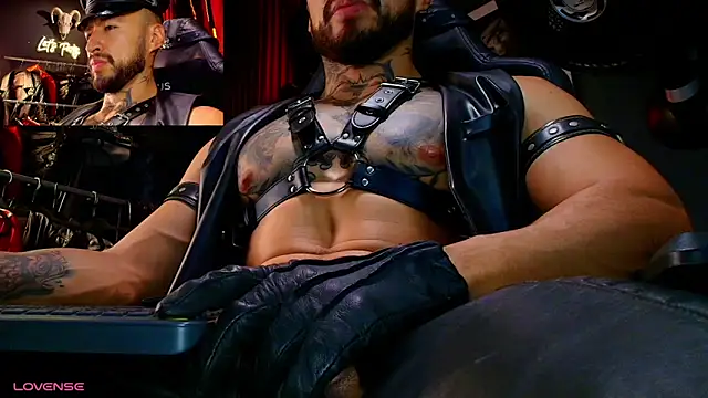 Snapshot of billyMayer_ chatting on 03-25-26, 06:14 billyMayer online show from 03-25-26, 06:14