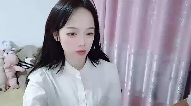 Snapshot of wwcc123 chatting on 02-03-25, 03:17 wwcc123 online show from 02-03-25, 03:17