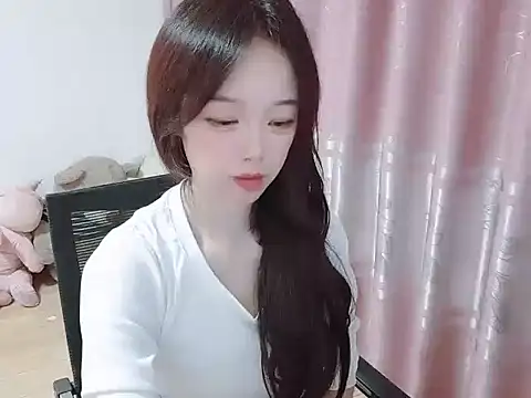 wwcc123 online show from 09-28-25, 02:22