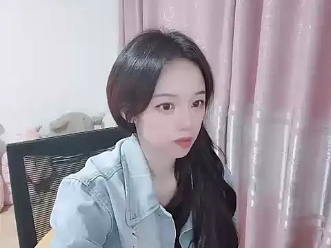 wwcc123 online show from 12-04-25, 02:26